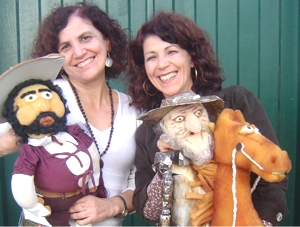 As coordenadoras: Zélia Sabino e Sassá Moretti