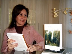 Professora  Cláudia Flores