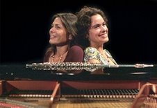 Ive Luna, voz e flauta, Carla Pronsato, piano