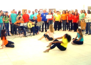 Coral se apresenta na abertura na Galeria da UFSC