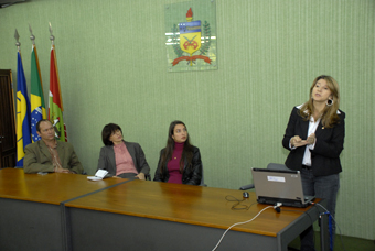 Nara Pimentel fala da UAB - foto Jones Bastos