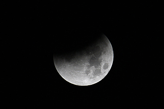 Eclipse poderá ser visto a olho nu