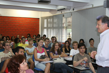 Evento inaugural - Curso de Relações Internacionais