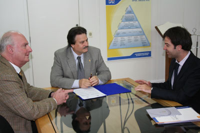 Prof. Louis Westphal, Carlos A. da Silva e Ryan Cosgaya
