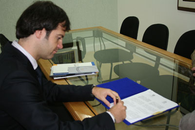 Professor Ryan Cosgaya