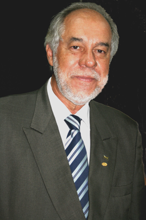 Guimarães: homeagem e palestra sobre futuro da pós-graduação