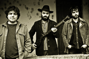 O trio Pata de Elefante: rock instrumental