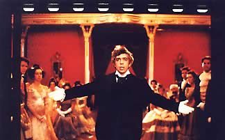 Filme-ópera sobre aristocracia no século XIX