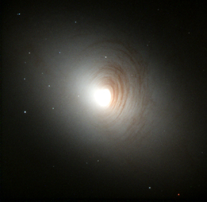 Galáxia possivelmente aposentada. Imagem: Telescópio Hubble