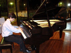 Rafael Tomazoni
