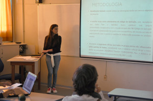 Alunos do ensino médio do Colégio de Aplicação produziram 34 projetos de pesquisa que foram apresentados durante o seminário. Foto: Ítalo Padilha