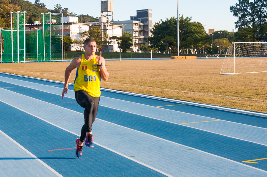 Adolescentes do projeto Atletismo UFSM representam a universidade em  Competição – CEFD