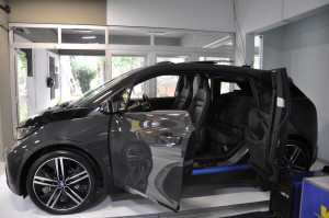 Veículo elétrico modelo BMW i3 (Foto: Manuella Mariani/Agecom/UFSC)