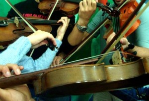 Oficina de Cordas Violino e Violoncelo WEB800 A